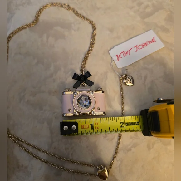 Betsey Johnson Pink Camera Pendant Necklace with Black Bow NWT! Rare! - Picture 8 of 16
